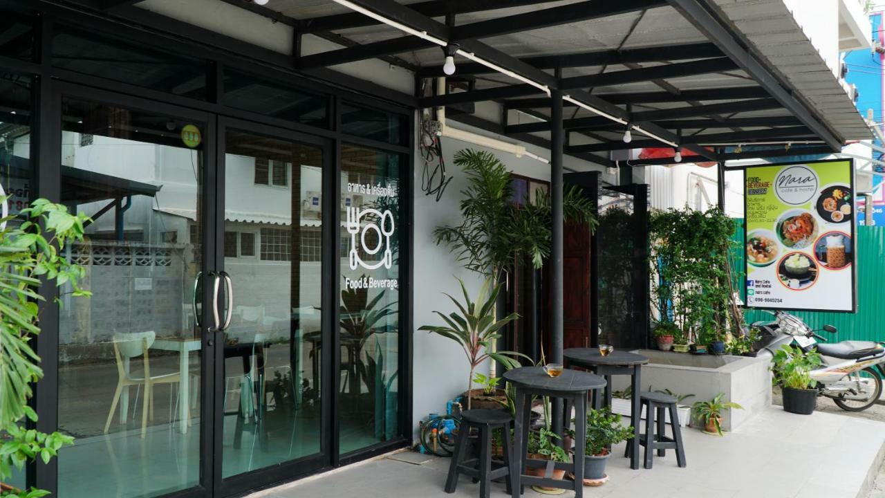 Nara Cafe And Hostel Bangkok Exterior foto