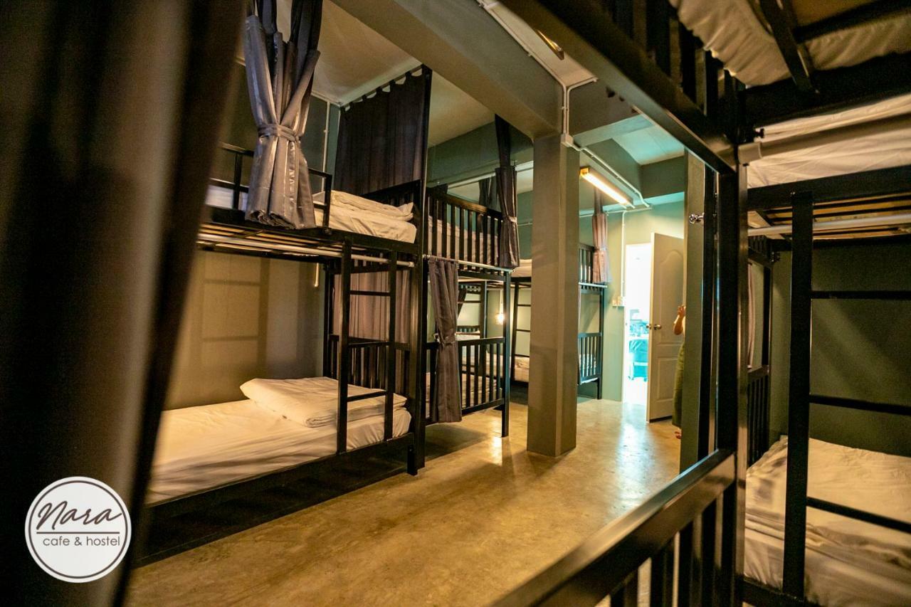 Nara Cafe And Hostel Bangkok Exterior foto