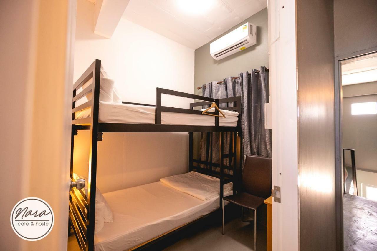 Nara Cafe And Hostel Bangkok Exterior foto