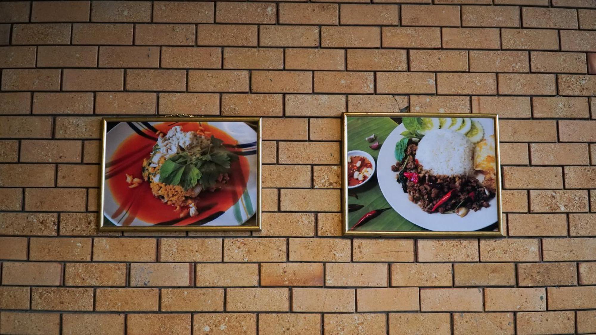 Nara Cafe And Hostel Bangkok Exterior foto